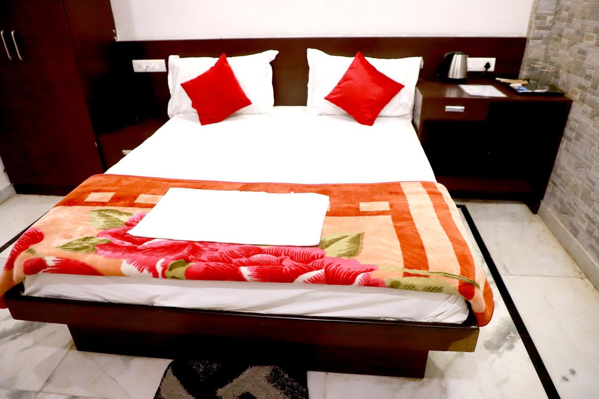 Hotel River View Khagaria Exterior foto